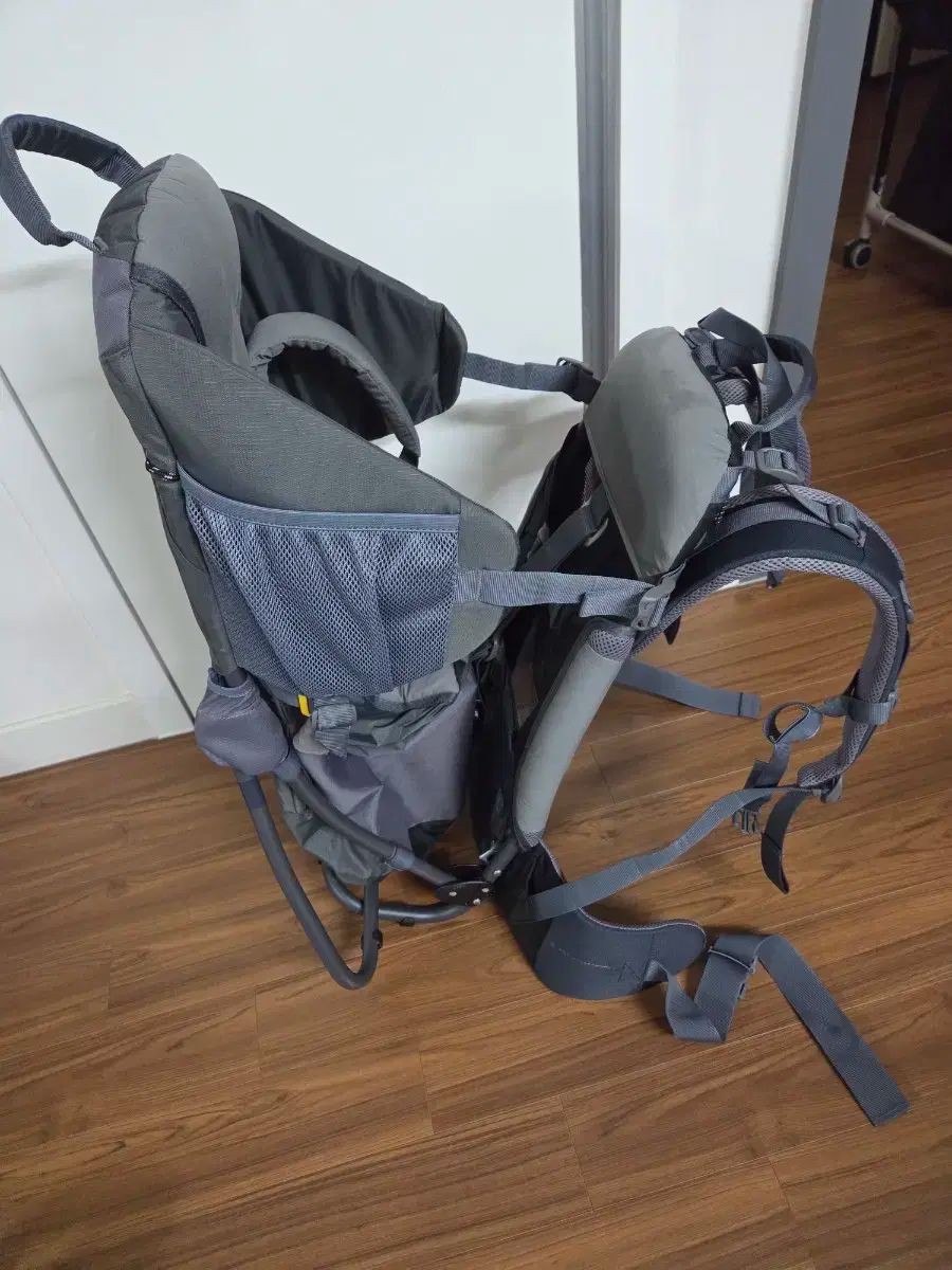 卍 deuter