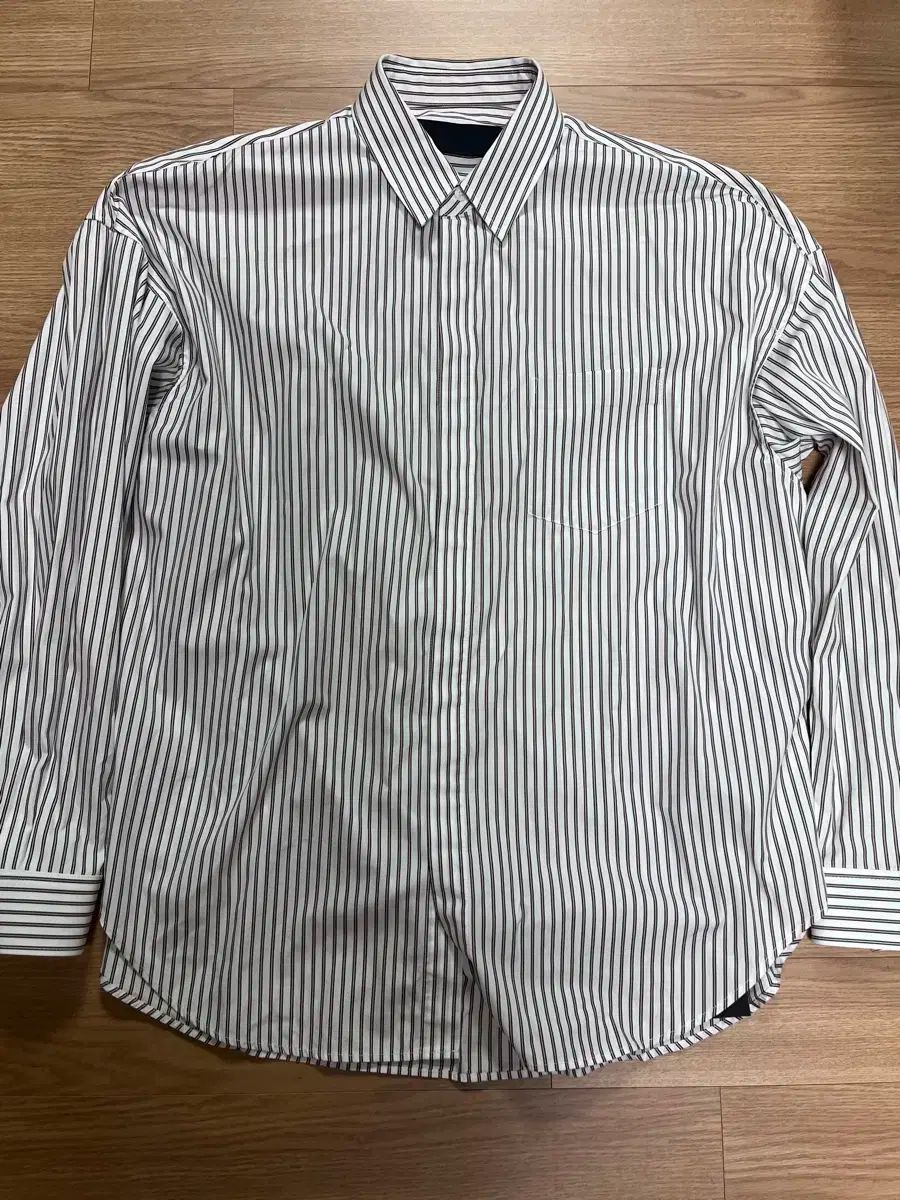 JUUN.J ストライプシャツ