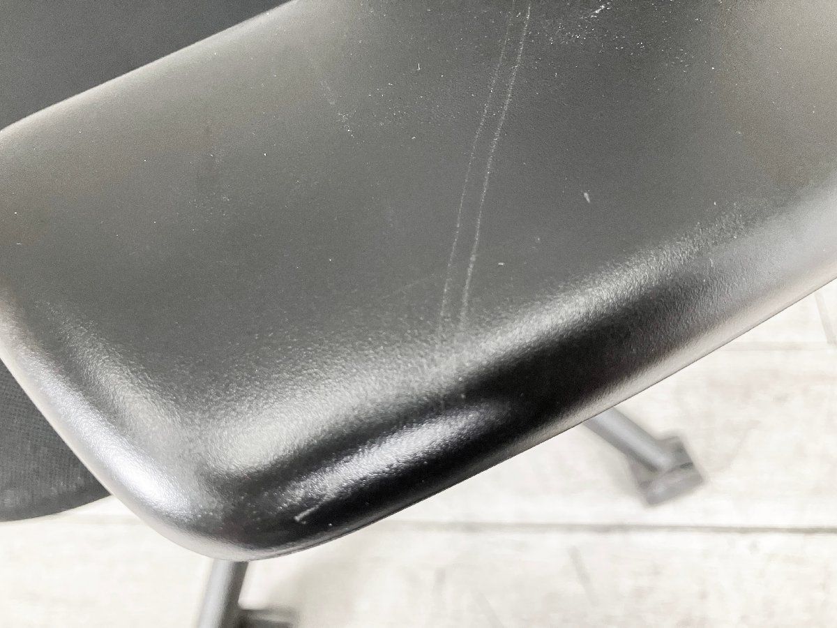 エルゴノミックチェア