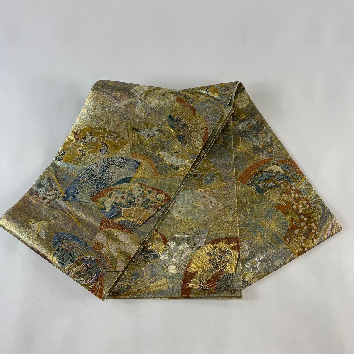 袋帯 美品 名品 徳川美術館秘蔵 能楽百扇 金糸 箔 金色 お太鼓柄