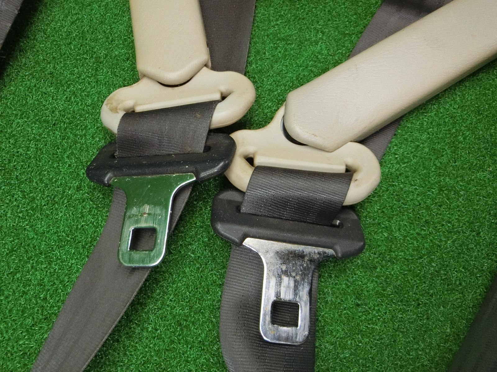 11072 ホンダ バモス HM1 後期 フロント シートベルト 左右セット キャッチ NSB087GR41 NSB087GL41 2016年