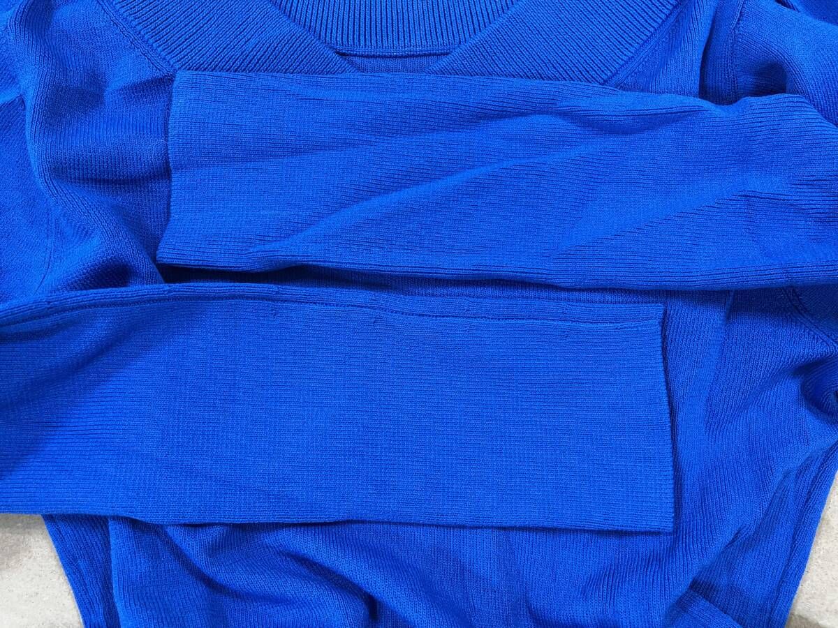 ニットV首ワンピース