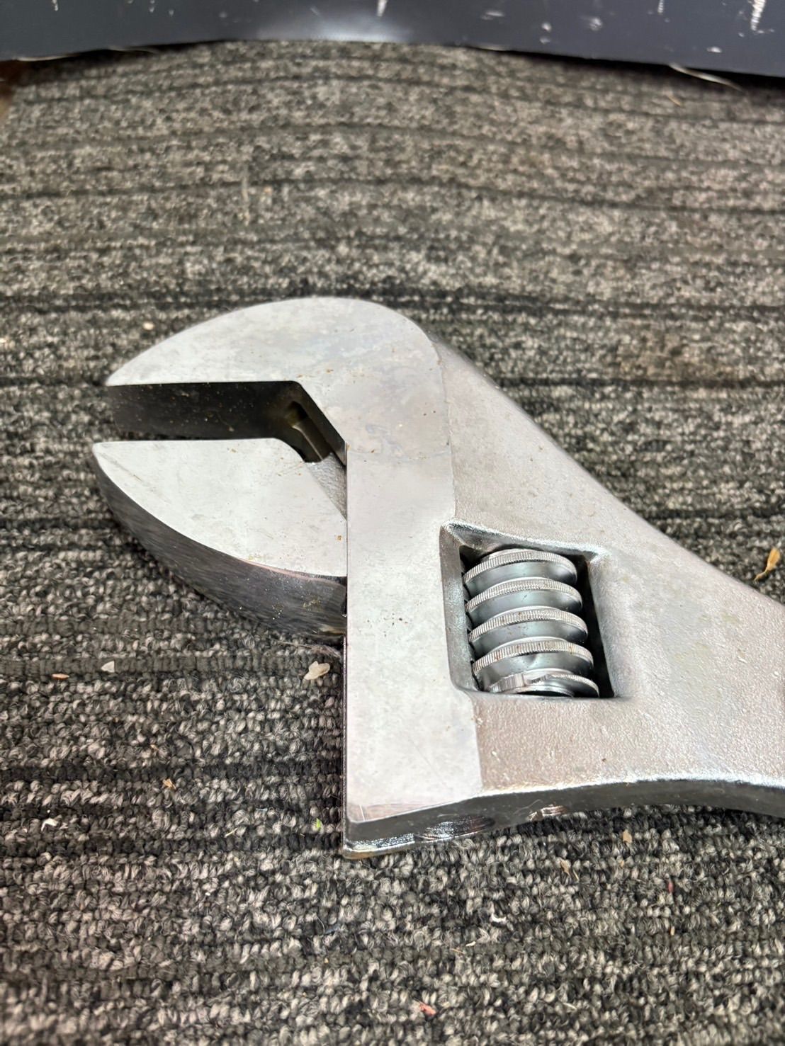 ハンドツール モンキーレンチ