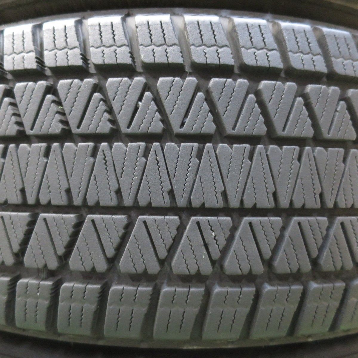 バリ溝！21年！キレイ！9分☆スタッドレス 225/65R17