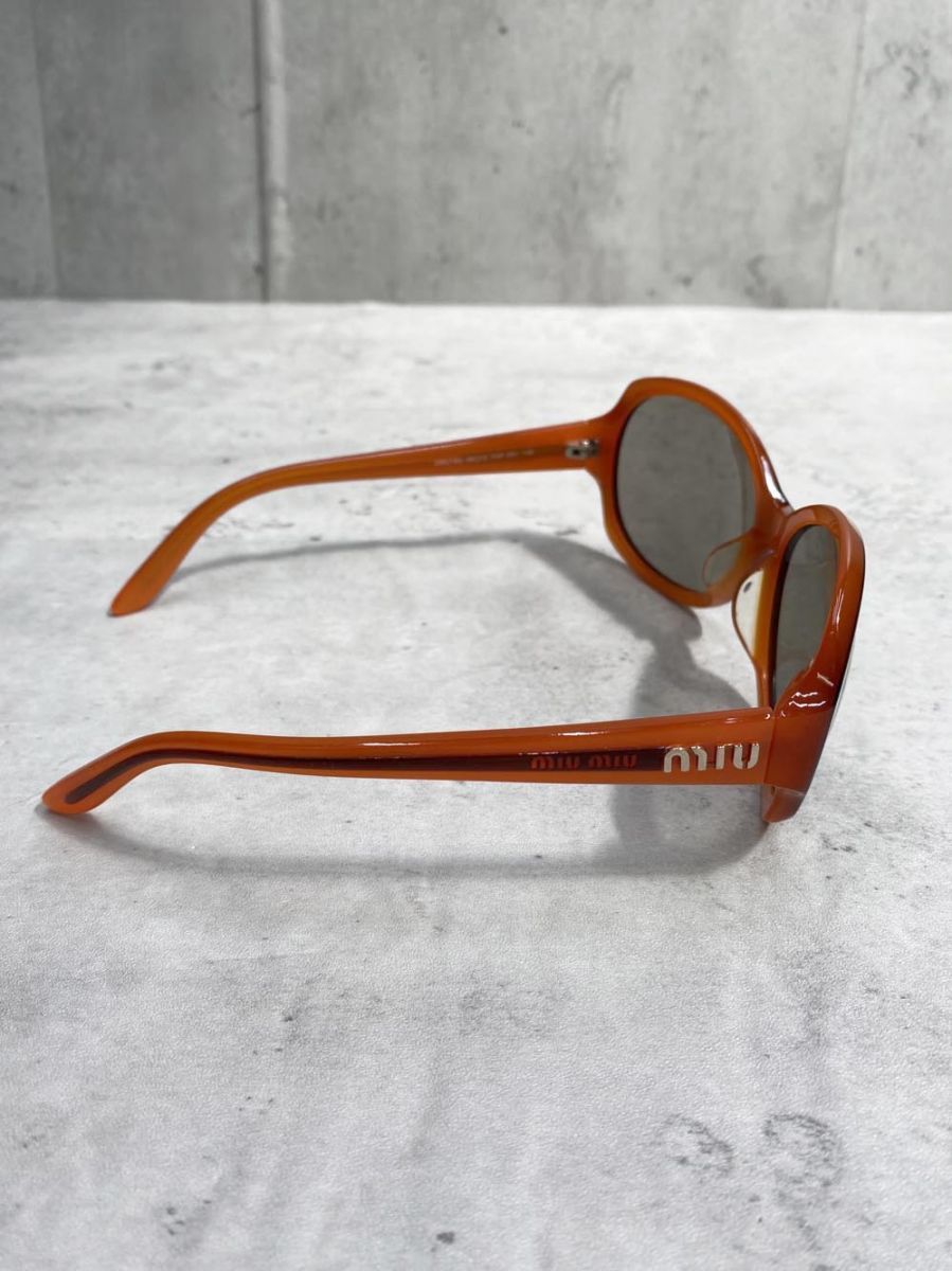 MIUMIU サングラス　ミュウミュウ　miumiu SMU19G サイドロゴ入 miu miu ミュウミュウ SMU19G サイドロゴ オーバル サングラス