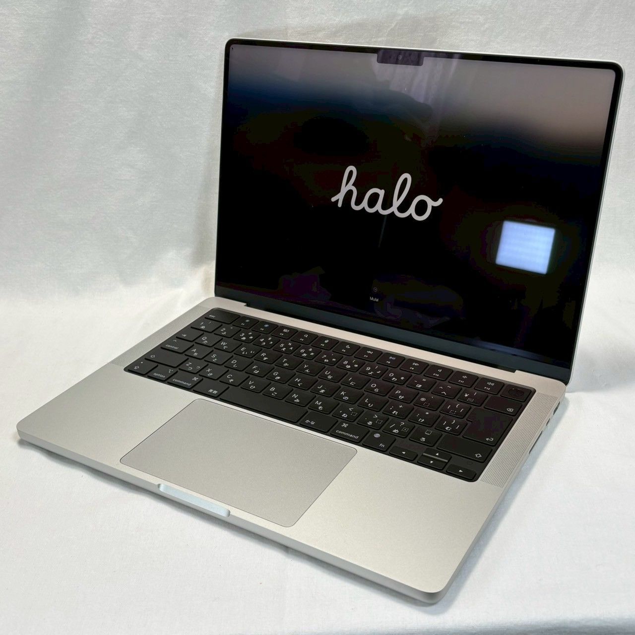 Pro 18GB|512GB