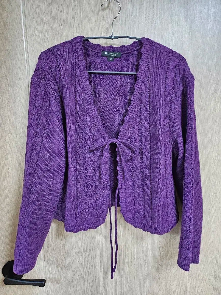 Thursday Island パープル ケーブル編みカーディガン