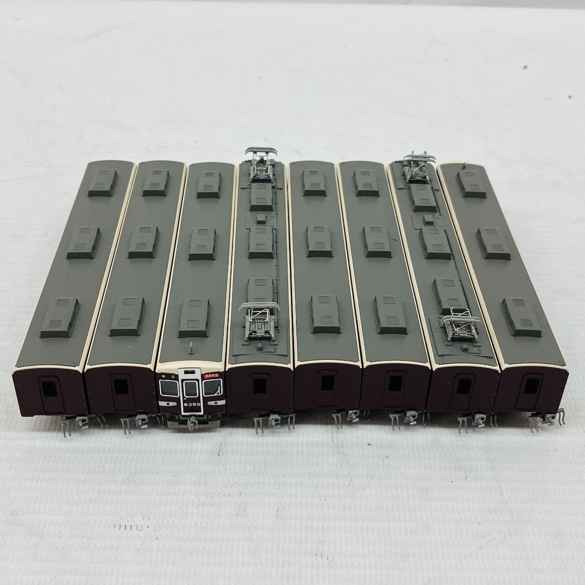 新品未使用KATO Nゲージ 阪急6300系 旧社紋 8両セット 10-1243 楽天市場】阪急6300系 8両セット(旧社紋) 【KATO・10-1243