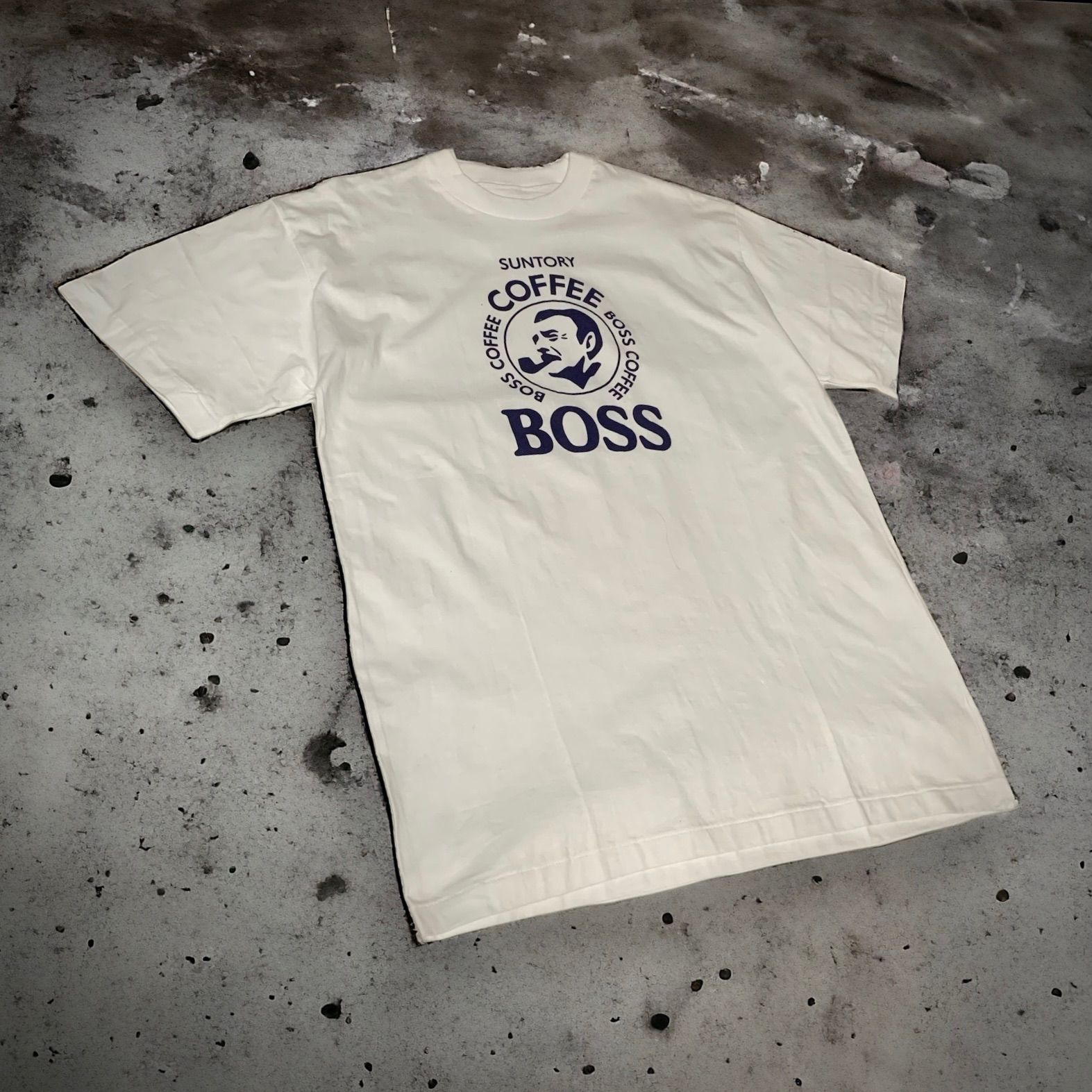 90s SUNTORY “BOSS” S/S Logo Graphic T-Shirt サントリー ボス ロゴ