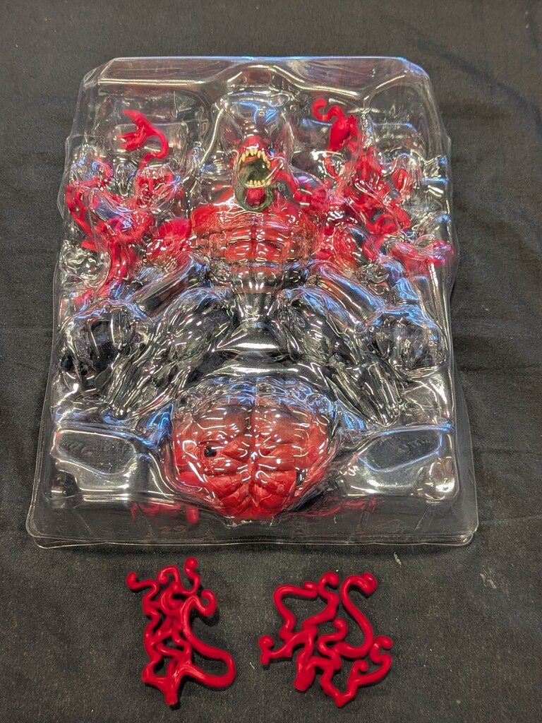 HASBRO (ACTION FIGURE) VENOM MARVELS TOXIN 6インチ Marvel Legends