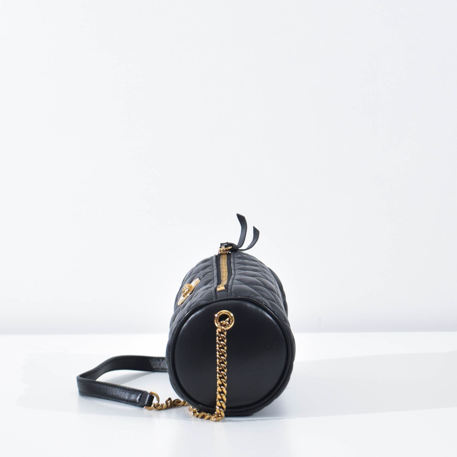 美品】ヴェルサーチ レザー ショルダーバッグ チェーン