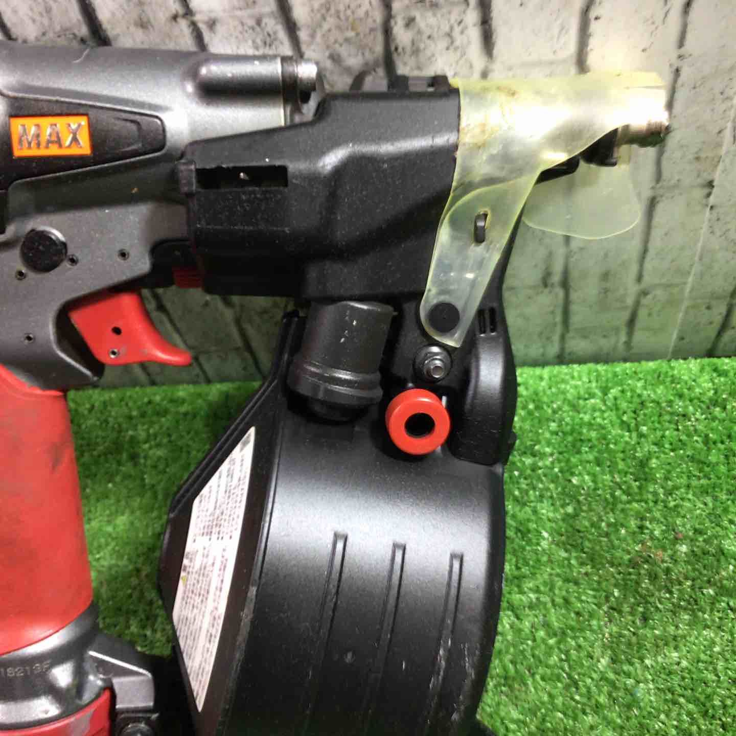 高圧エア釘打ち機