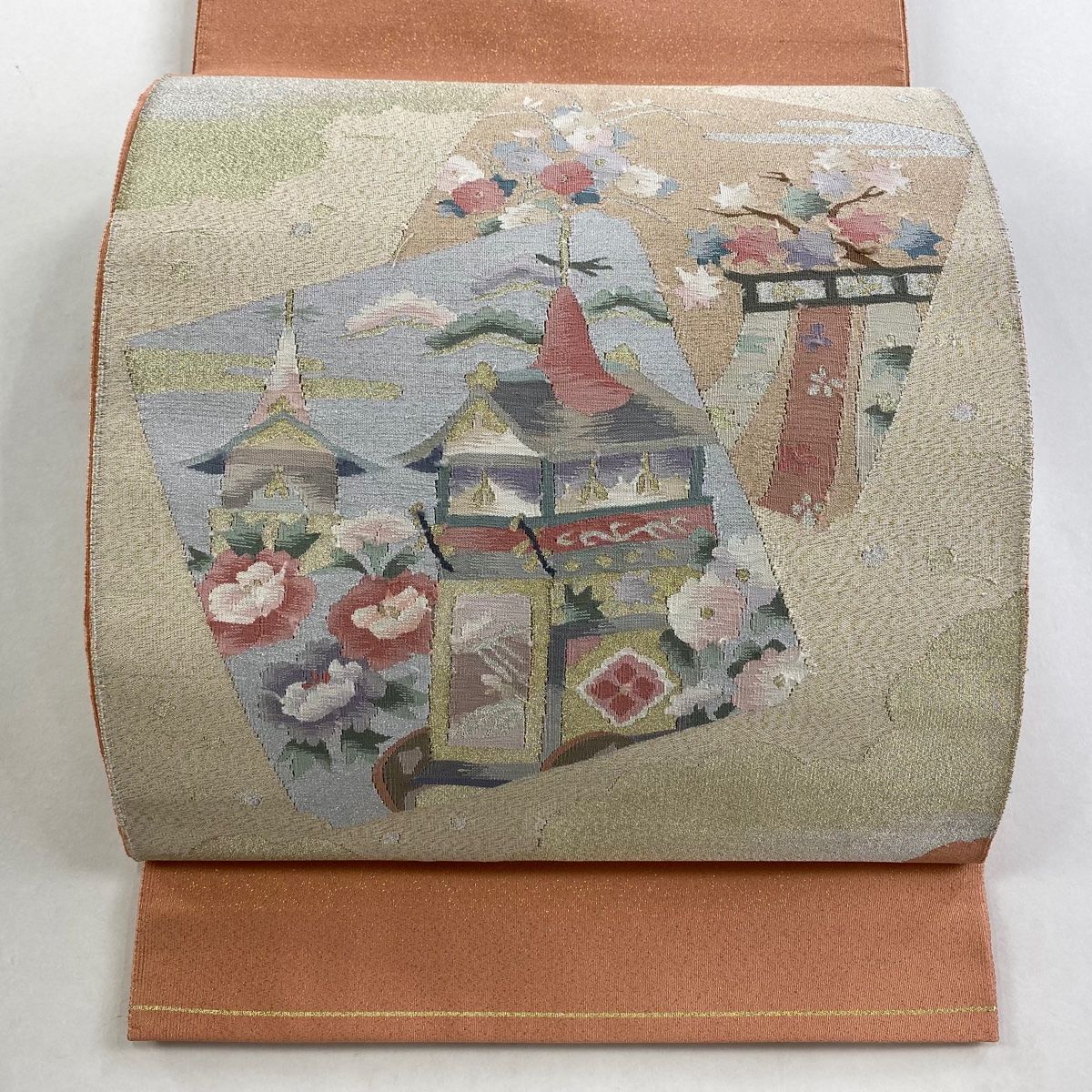 袋帯 秀品 関西仕立て 破れ色紙 山鉾 金銀糸 ピンクベージュ お太鼓柄 正絹