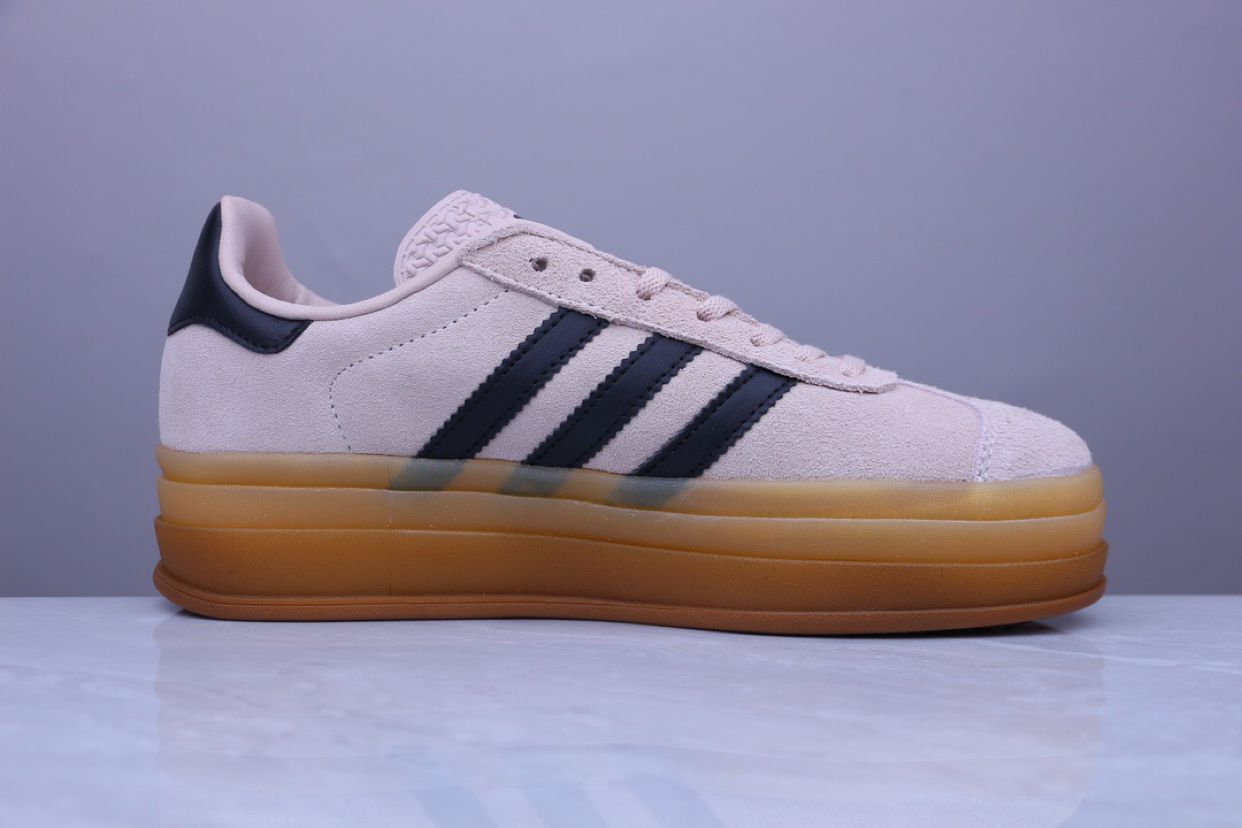 新品 Adidas originals gazelle bold 厚底スニーカー