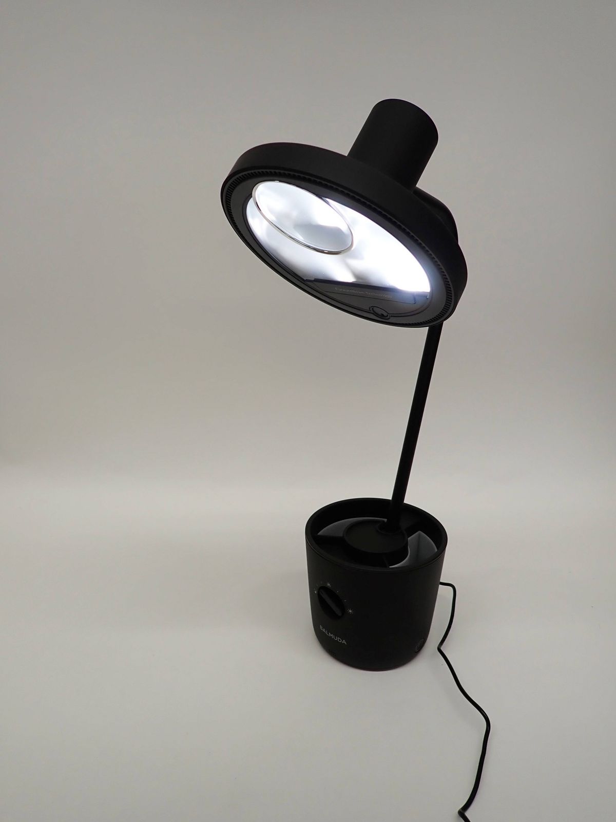 バルミューダ ザ・ライト 太陽光LEDデスクライト ブラック 1年付