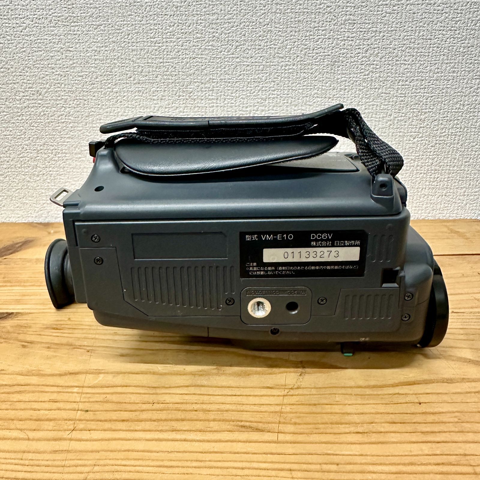 【美品】HITACHI　日立　VM-E10/8mmビデオカメラ　ジャンク品　動作未確認