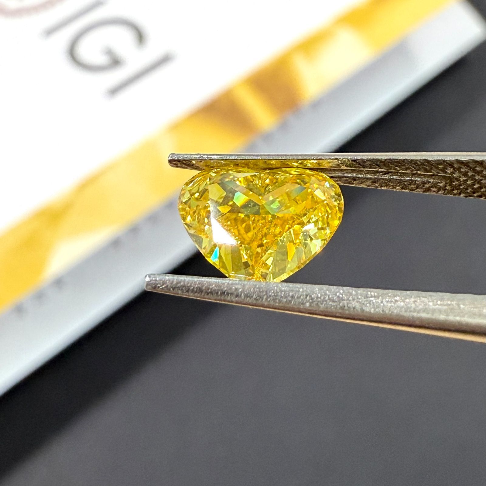 ラボグロウンダイヤモンド1.00ct G-VS1 ラボグロウンダイヤモンド 1ct VS1クラス FANCY VIVID BLUE IGI