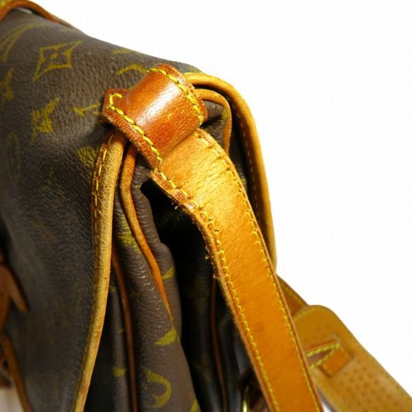 Vuitton モノグラム