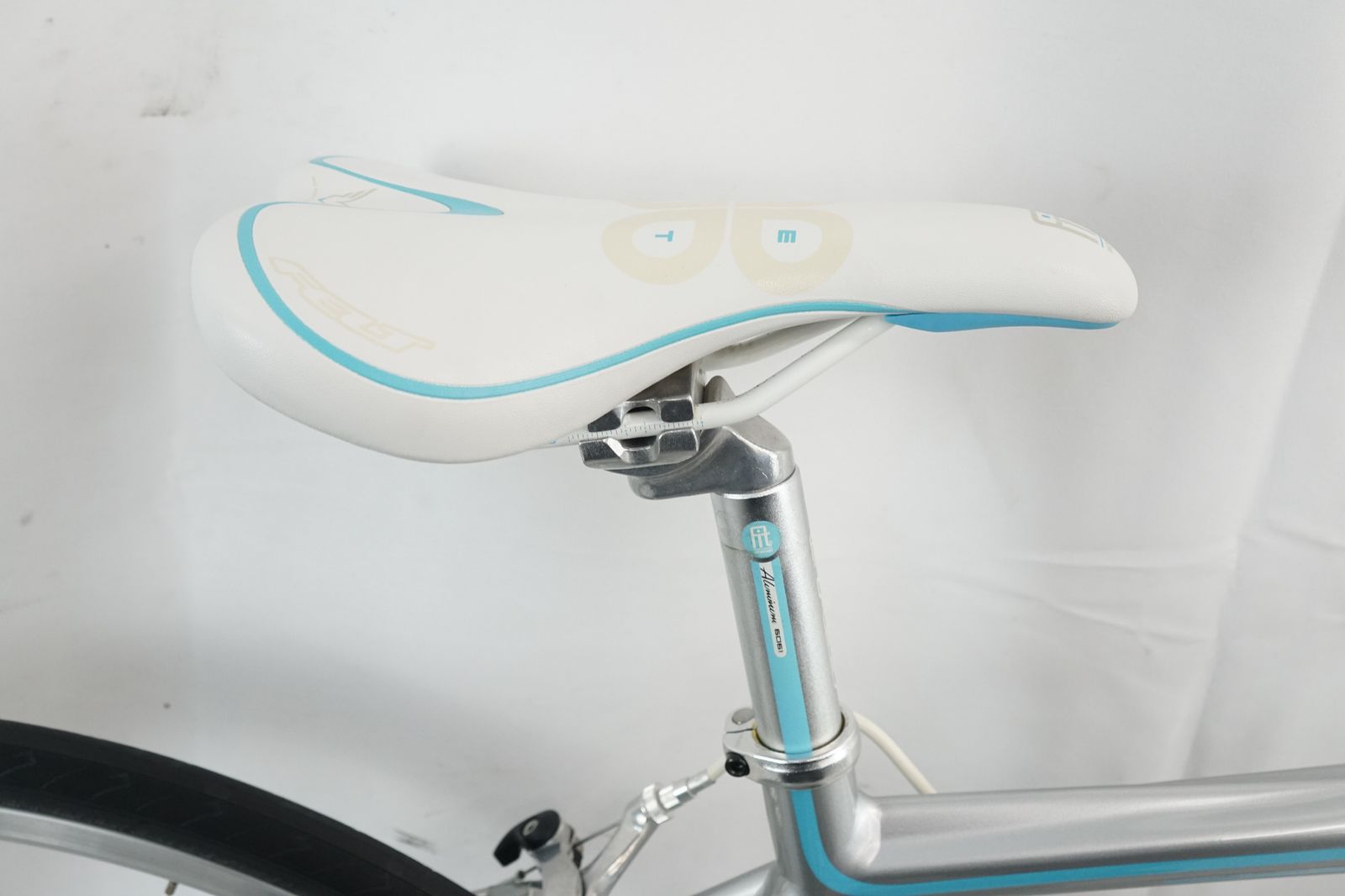 FELT Women ZW95 2011 ロードバイク シルバー アルミ FELT 「フェルト