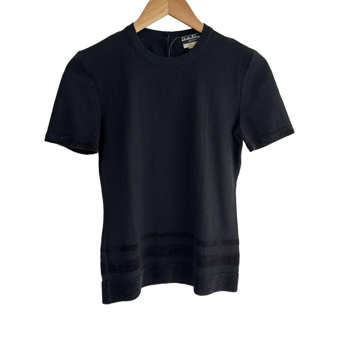 Salvatore Ferragamo - FERRAGAMO/SalvatoreFerragamo(サルバトーレフェラガモ) 半袖セーター サイズM レディース美品  - ベージュ FERRAGAMO/SalvatoreFerragamo(サルバトーレフェラガモ) 半袖