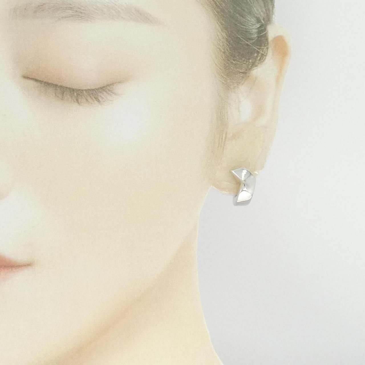 750WG ピアス 750WG ベア ピアス 