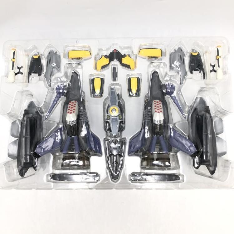 BANDAI - 【中古】未開封)DX超合金 VF-25S アーマードメサイアバルキリー (オズマ・リー機) リバイバルVer.[69][240069193541] Amazon.co.jp: DX超合金 VF-25S アーマードメサイアバルキリー