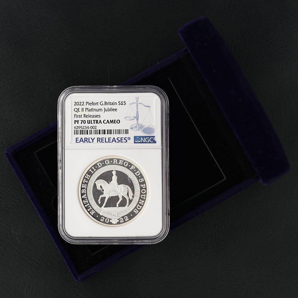 2022 プラチナジュビリー即位70周年 £1プルーフ銀貨 NGC PF69UC 2022 プラチナジュビリー即位70周年 £1プルーフ銀貨 NGC PF69UC