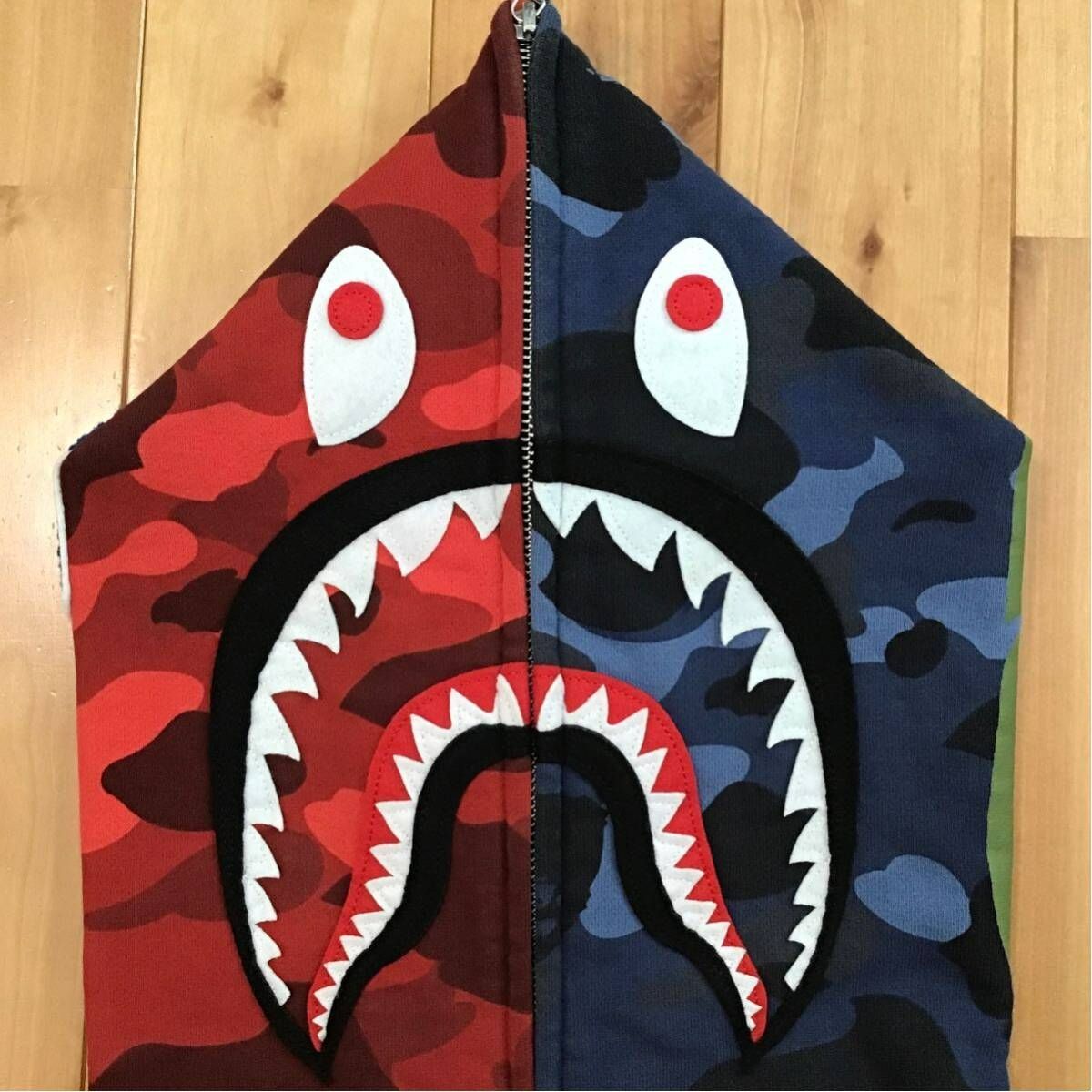 Red camo × Blue camo シャーク パーカー Lサイズ shark full Red camo × Blue camo シャーク パーカー Lサイズ shark full