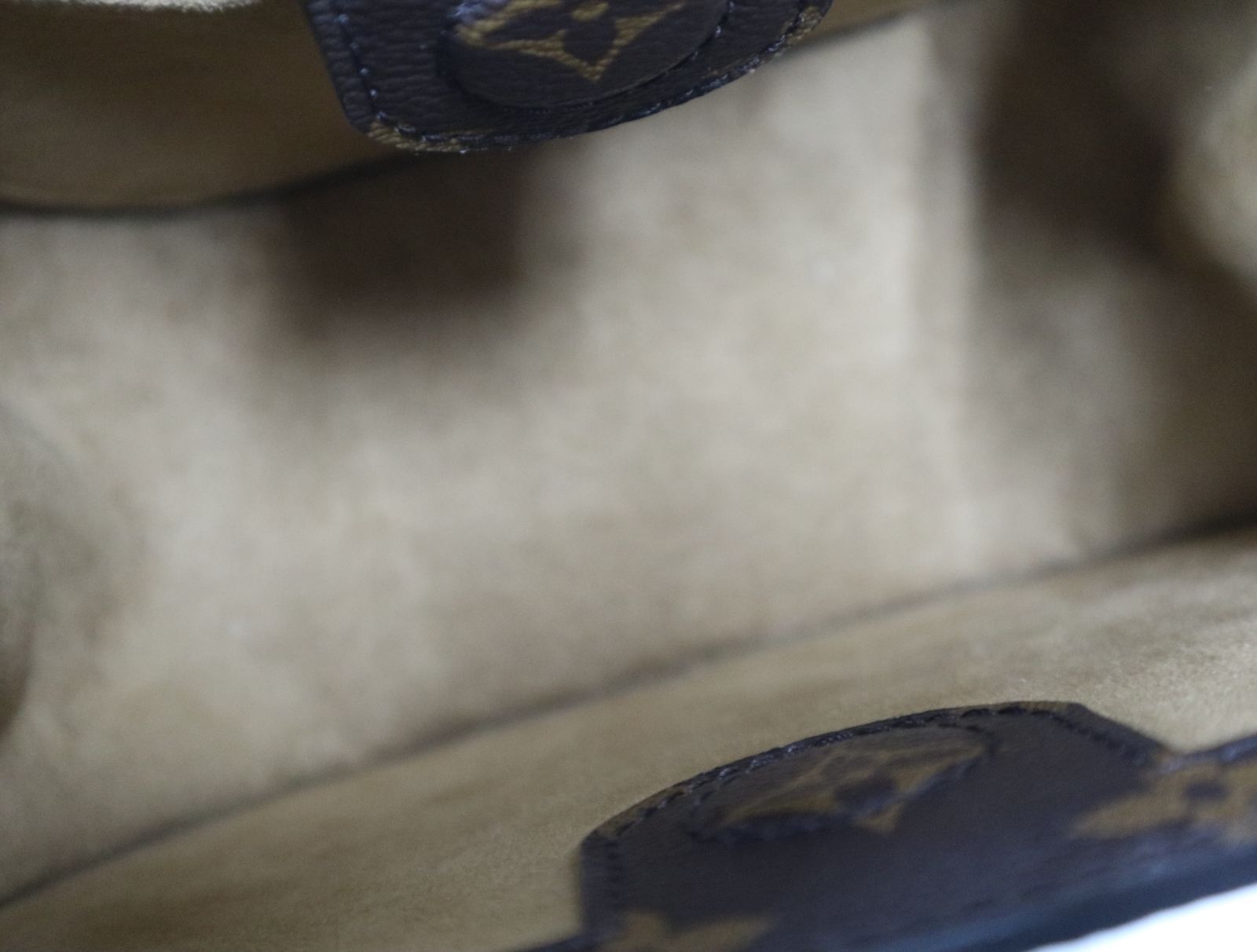 ショルダーバッグ