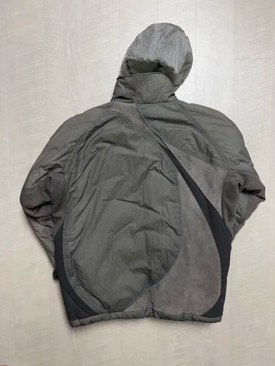 定価10万円　xlim Ep.2 Synopsis Padded Jacket XLIM 