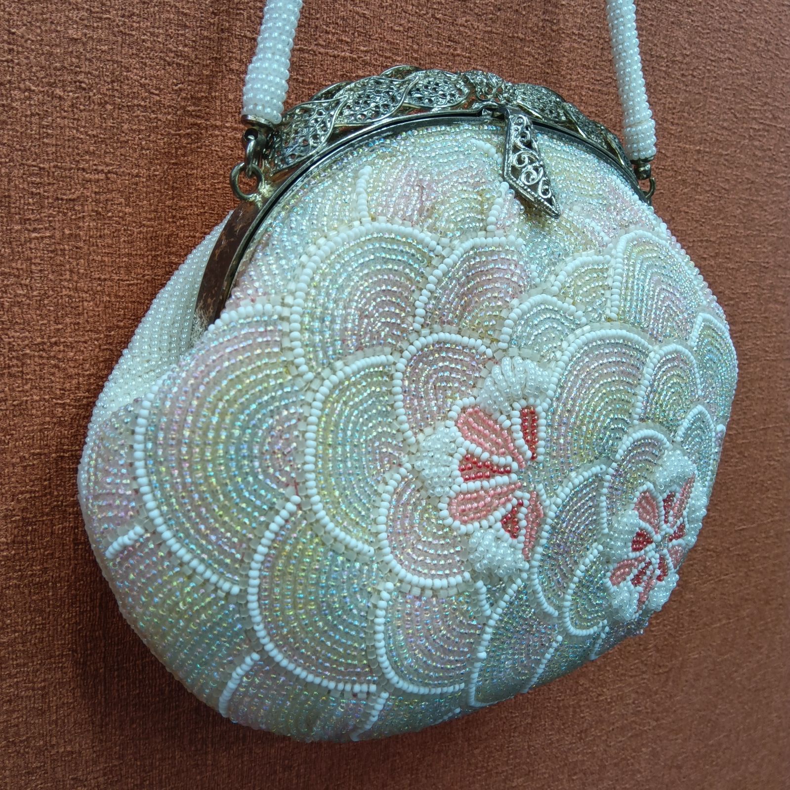 昭和レトロ 希少レア 🔷 前面総柄 ビーズ刺繍バッグ 🔴 ビーズ