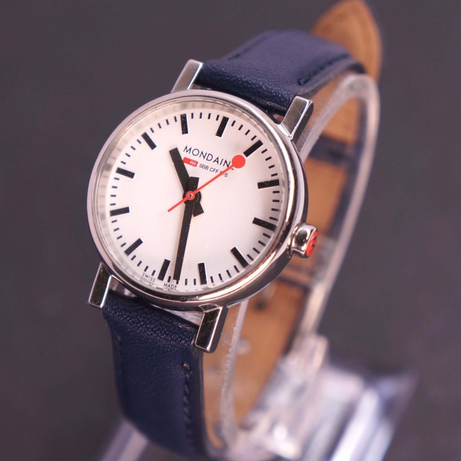 【美品/新品電池】MONDAINE モンディーン レディース 腕時計 新品ベルト 稼働美品】 MONDAINE Evo レディース腕時計 新品ベルト電池交換