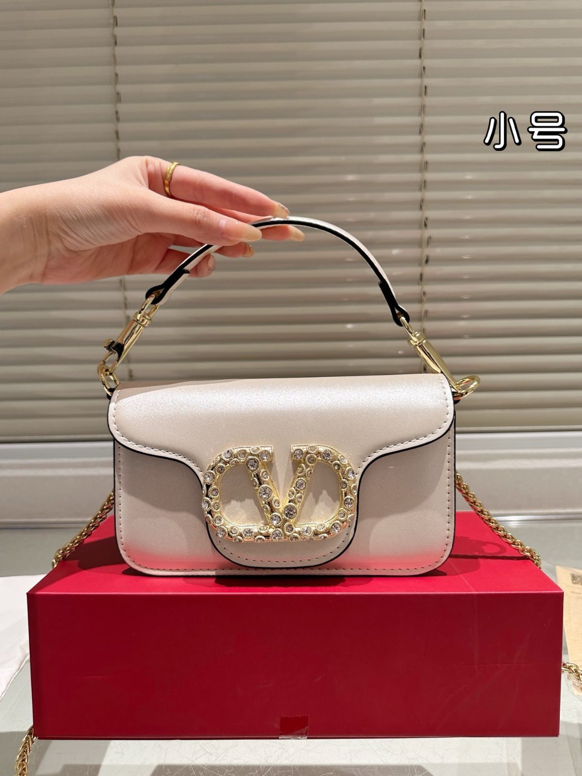 【VALENTINO】国内発送★ショルダーバッグ org.jpg