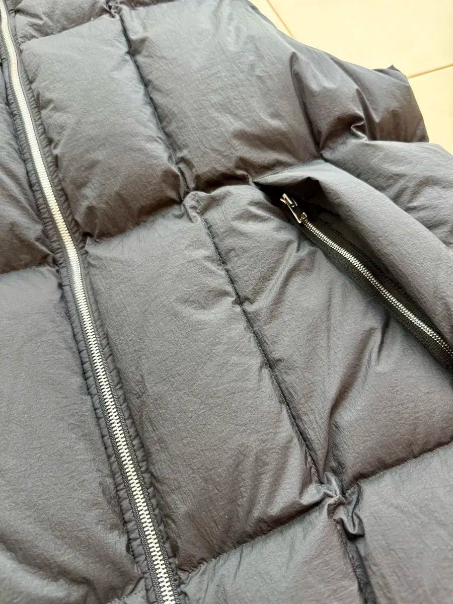 Theory ダウンベスト Theory(セオリー) ダウン ベスト ダウンベスト 黒 XL （ 105 ー