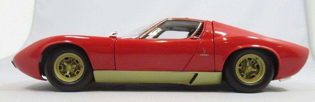京商 1 18 ランボルギーニ ミウラ P400 SV Red G 08317R