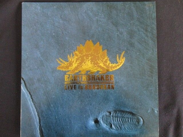 LP/レコード 0084□アースシェイカー/ライヴイン武道館/2LP