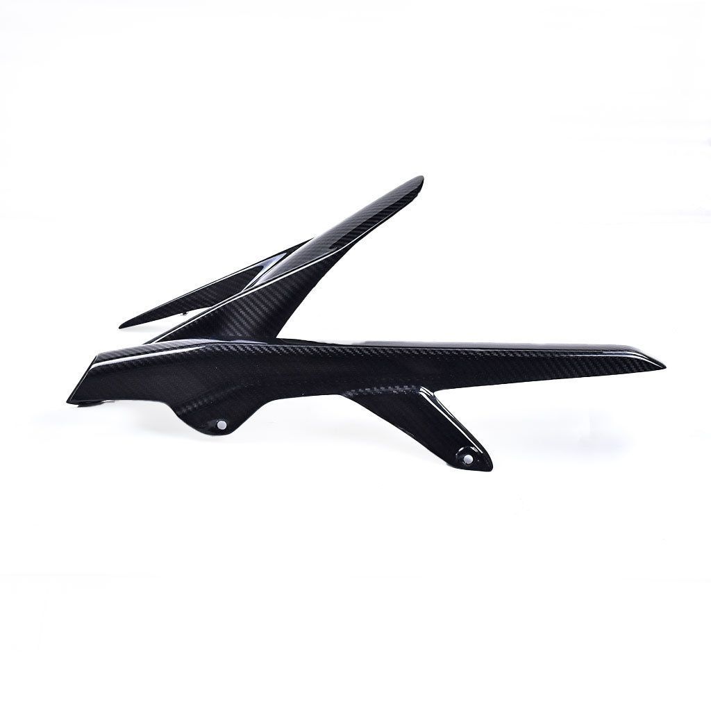 カーボンチェーンガード付きリヤフェンダー　CBR650R RH01使用 Carbon Fiber Rear Fender Chain Guard for the new Honda CBR650R