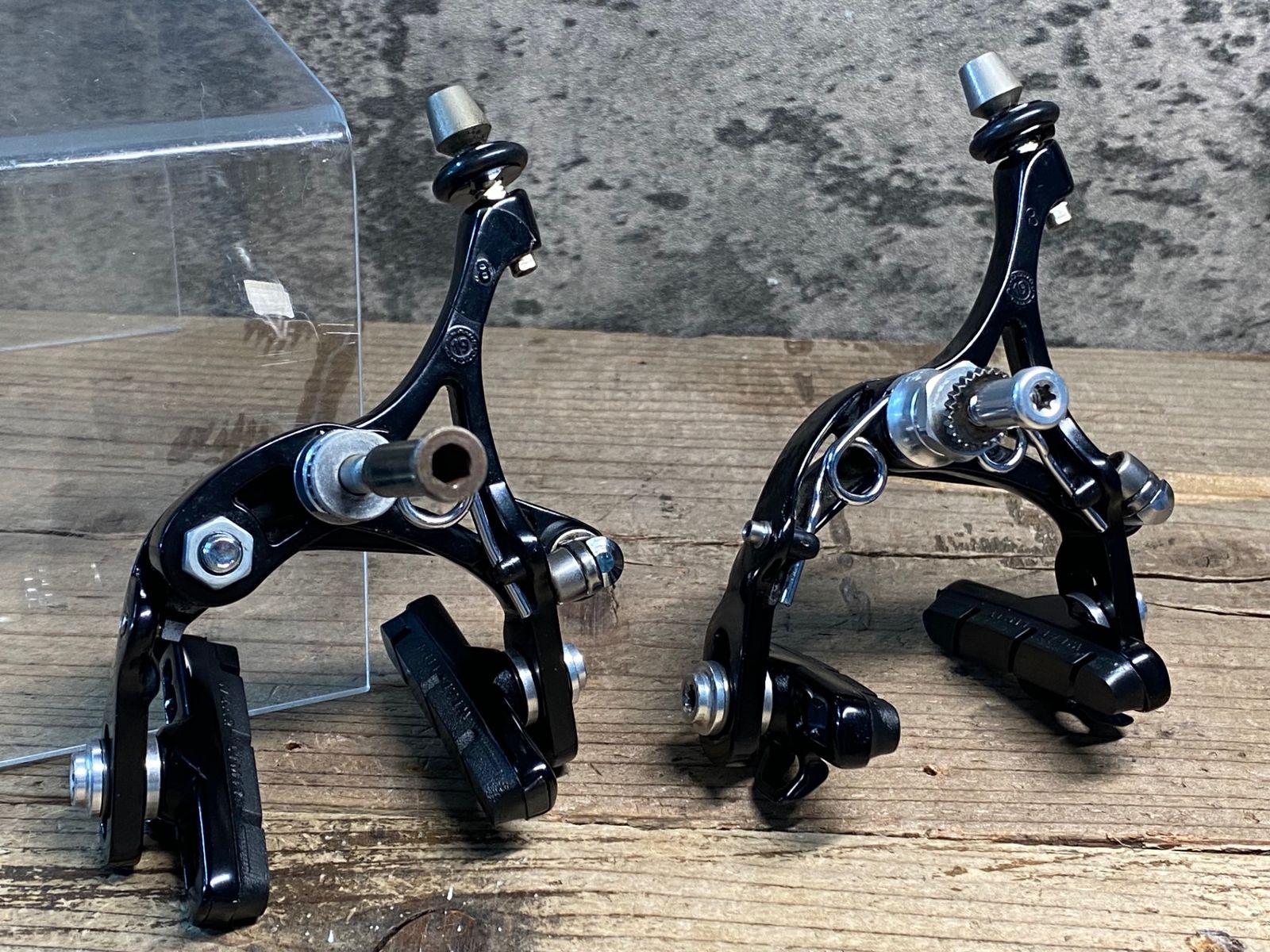 IN641 カンパニョーロ Campagnolo コーラス CHORUS BR11-CH ブレーキキャリパー スケルトン セット シュー抜け止め