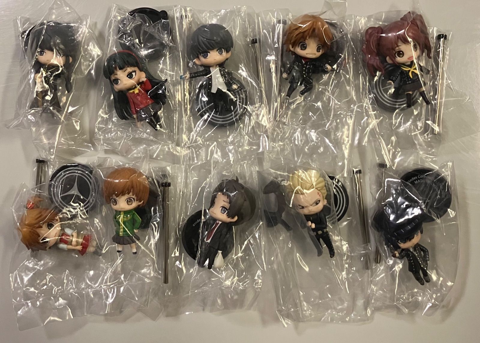 ノーマル8種通常Ver+シークレット2種セット ワングランデ ペルソナ4 ノーマル8種通常Ver+シークレット2種セット ワンコイングランデ