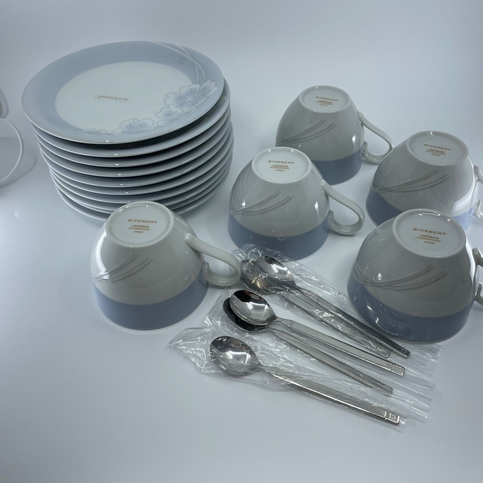 ジバンシー食器セット 箱付き - メルカリ