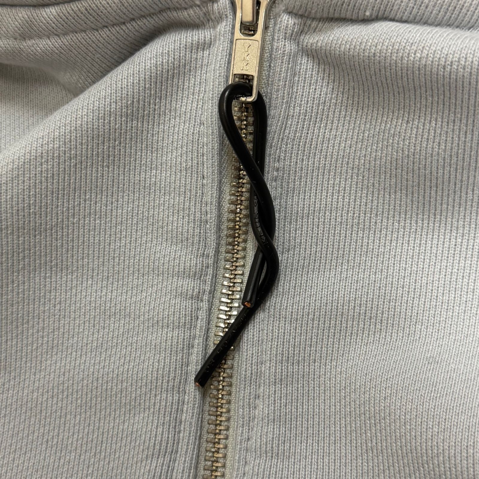 【関税込み】Camiel Fortgens グレー マフラー フーディ 未使用品 CAMIEL FORTGENS ZIP HOODIE SWEAT ジップフーディー