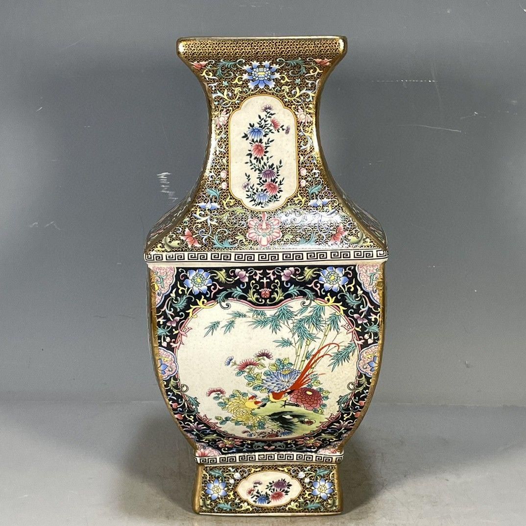 清乾隆琺瑯彩花鳥図紋四方賞瓶 景徳鎮 陶磁器 装飾品 工芸品 美術品 置物 清乾隆琺瑯彩花鳥図紋四方賞瓶 景徳鎮 陶磁器 装飾品 工芸品