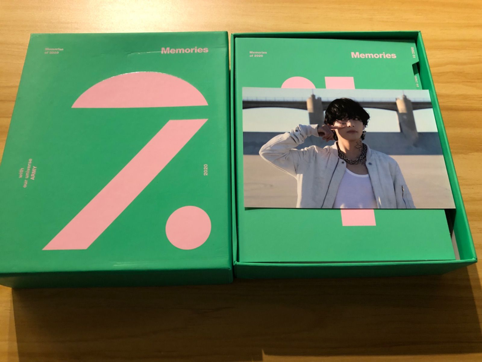 【美品】BTS Memories2020 Blu-ray 特典付き BTS Memories of 2020 Blu-ray ver. Official Photocard + Paper