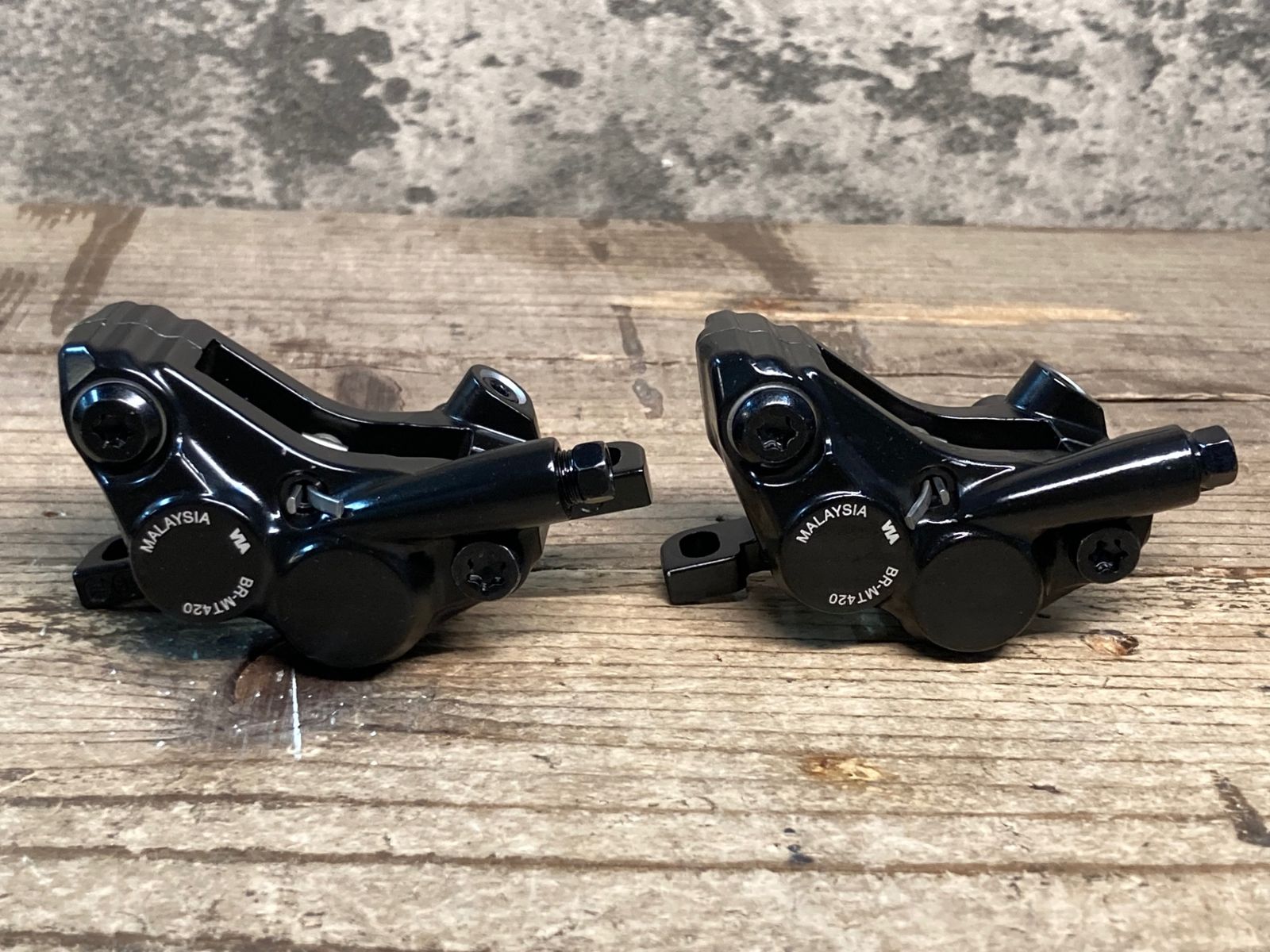 JH746 シマノ SHIMANO BL-M4100 ブレーキレバー BR-MT420 ブレーキキャリパーセット
