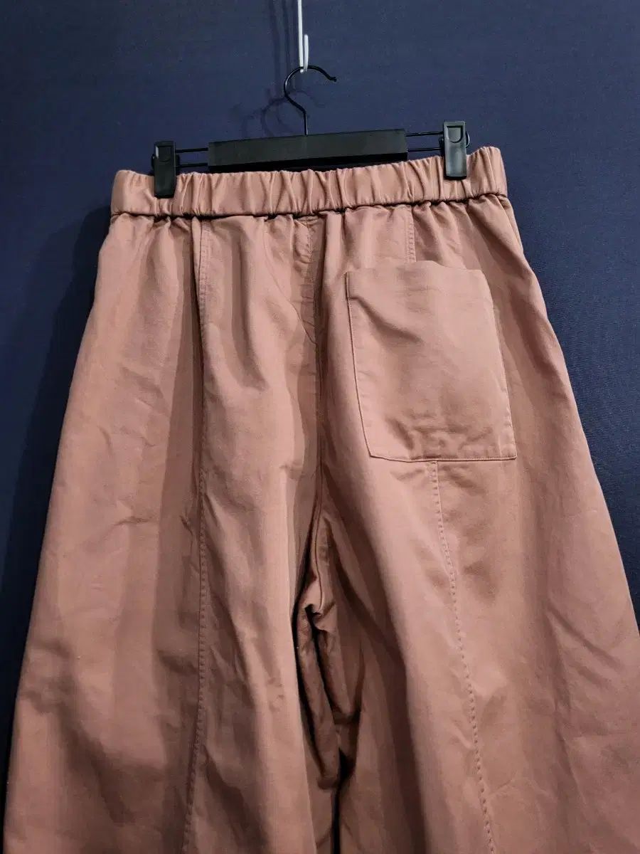 コス バンドパンツ