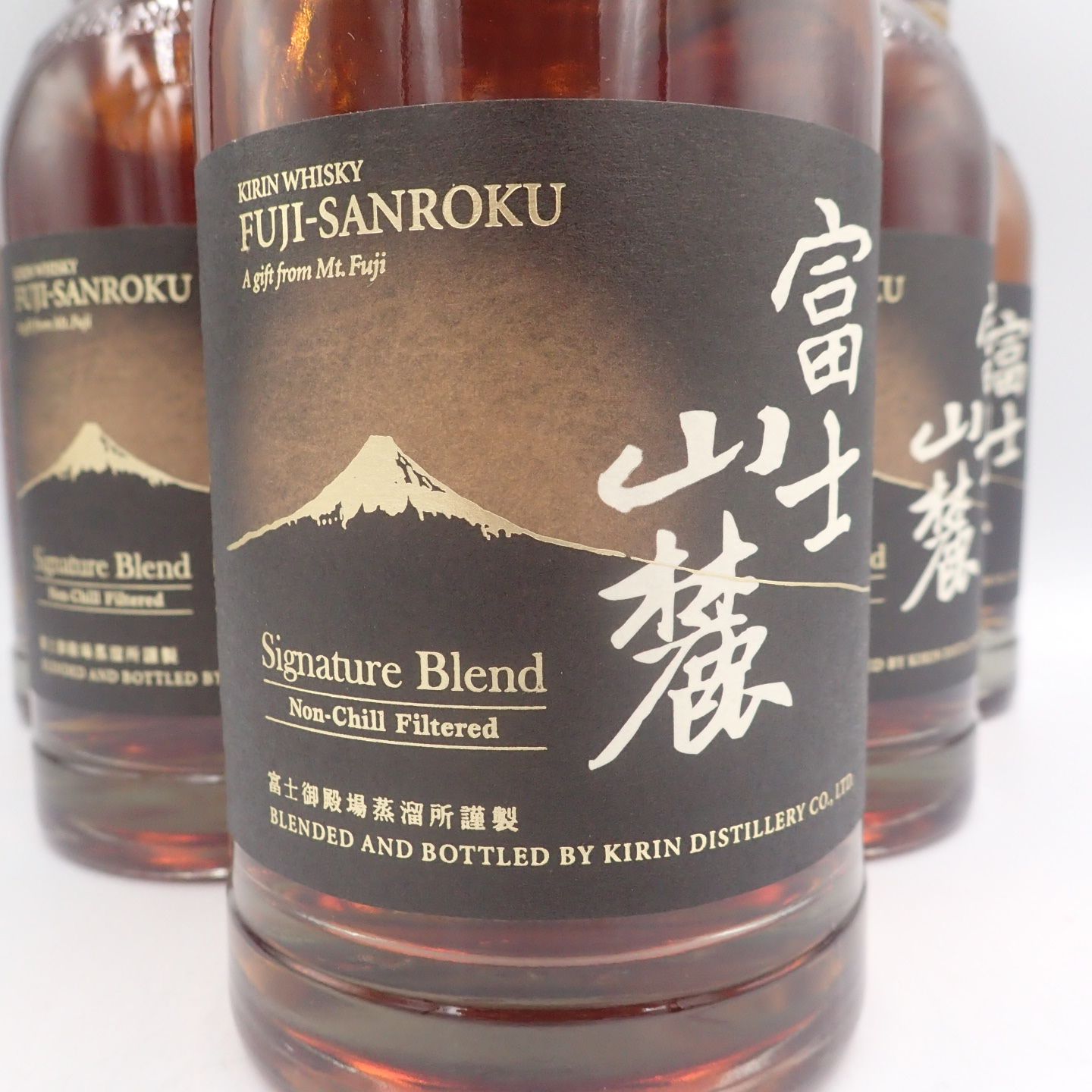 安い買蔵 東京都限定◇富士山麓 シグネチャーブレンド 700ml 6本 同梱