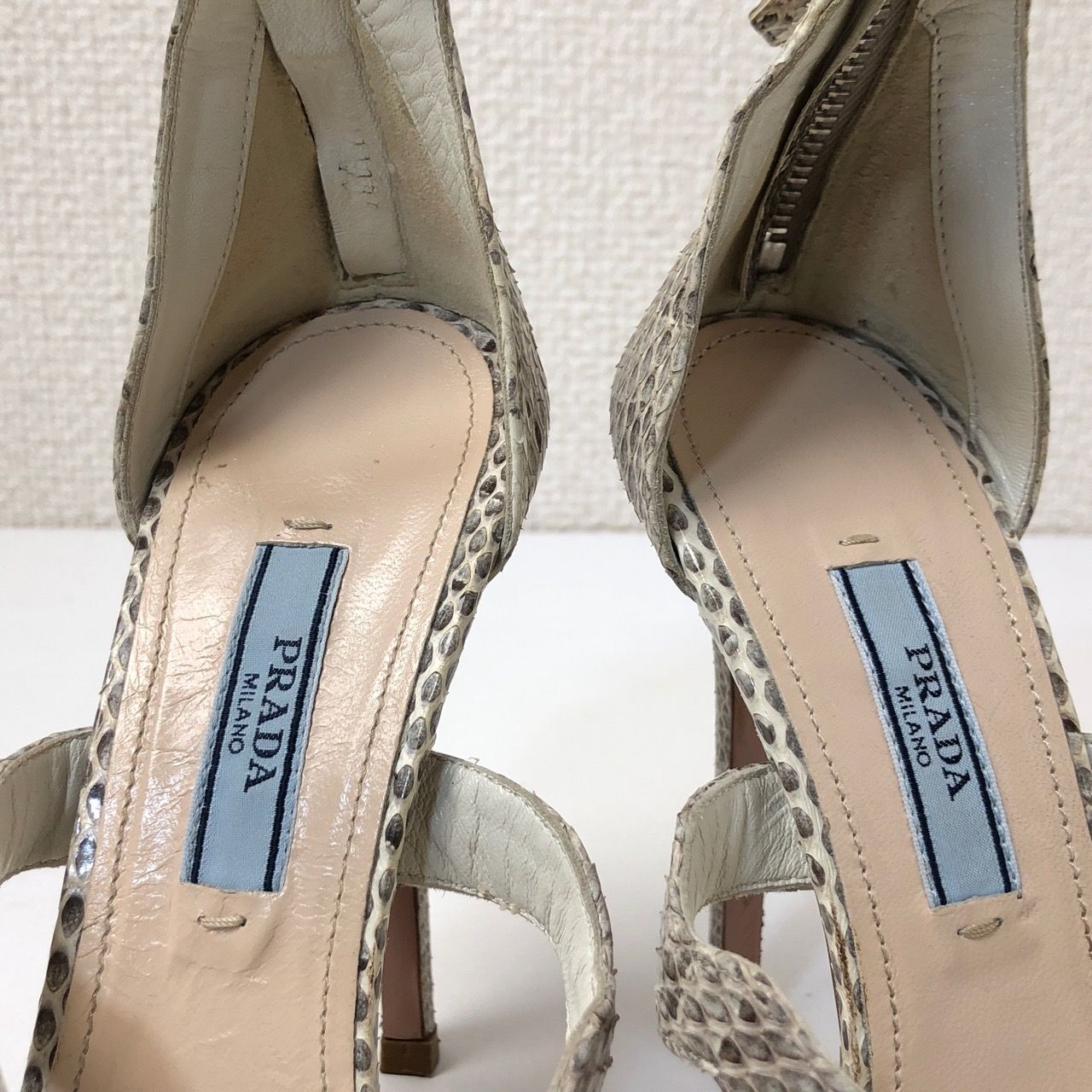 【即納&大特価】 パイソン サンダル プラダ スカラップ メルカリ - オープントゥ 靴