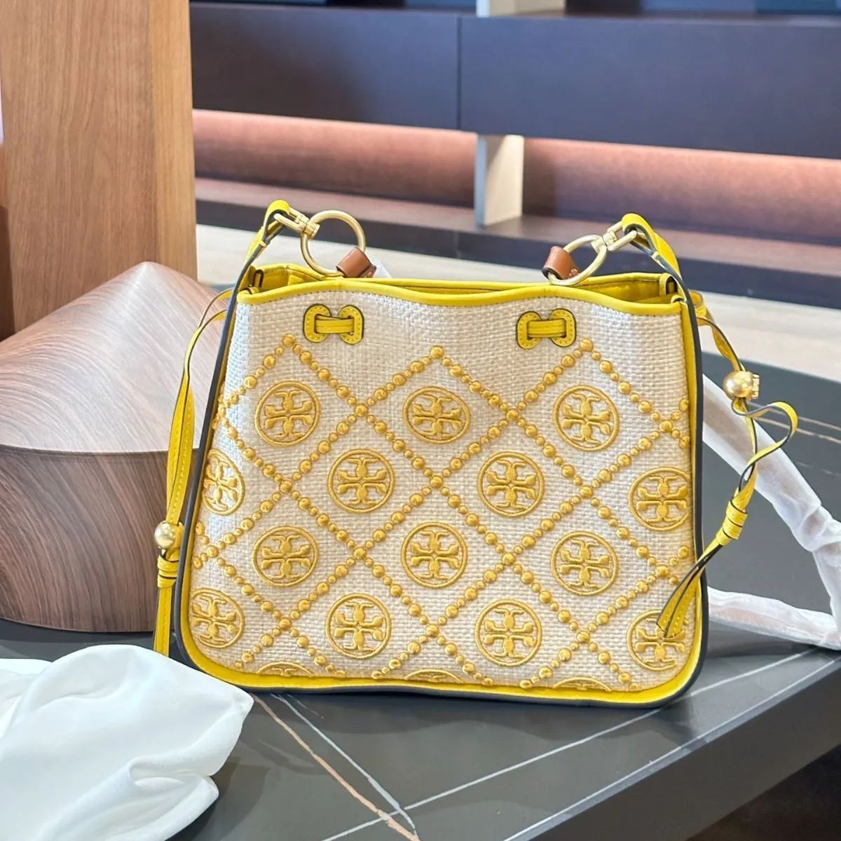 トリーバーチ TORY BURCH Tモノグラム ラフィア クレッセントバッグ ショルダーバッグ 肩掛け バッグ レディース 並行輸入品 P1194  - メルカリ