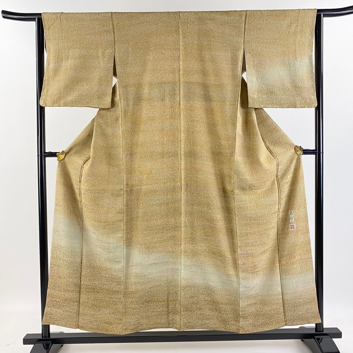 付下げ 身丈155.5cm 裄丈63cm S 袷 陶彩染 志野 落款 霞 薄黄土