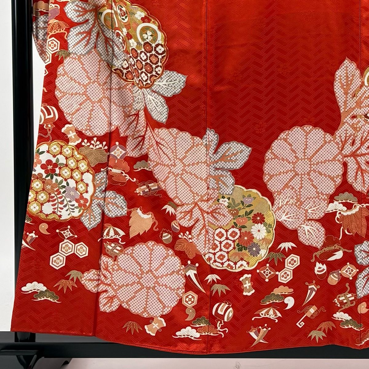 振袖 身丈157cm 裄丈66cm M 袷 吾妻徳穂 落款 菊 宝尽くし 金糸